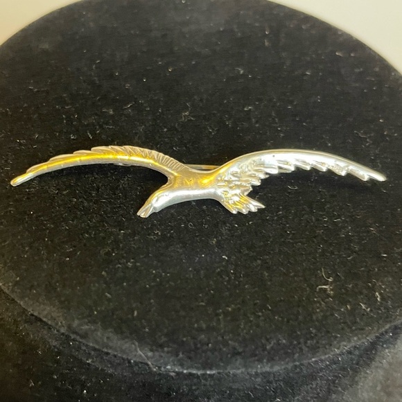 Vintage Sterling Silver Bird-In-Flight Brooch - Picture 1 of 10